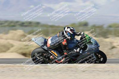 media/Dec-04-2025-Racers Edge (Thu) [[5ebc9f124d]]/3-B Group/5-Session 2 Turn 2 inside Speed Pans/